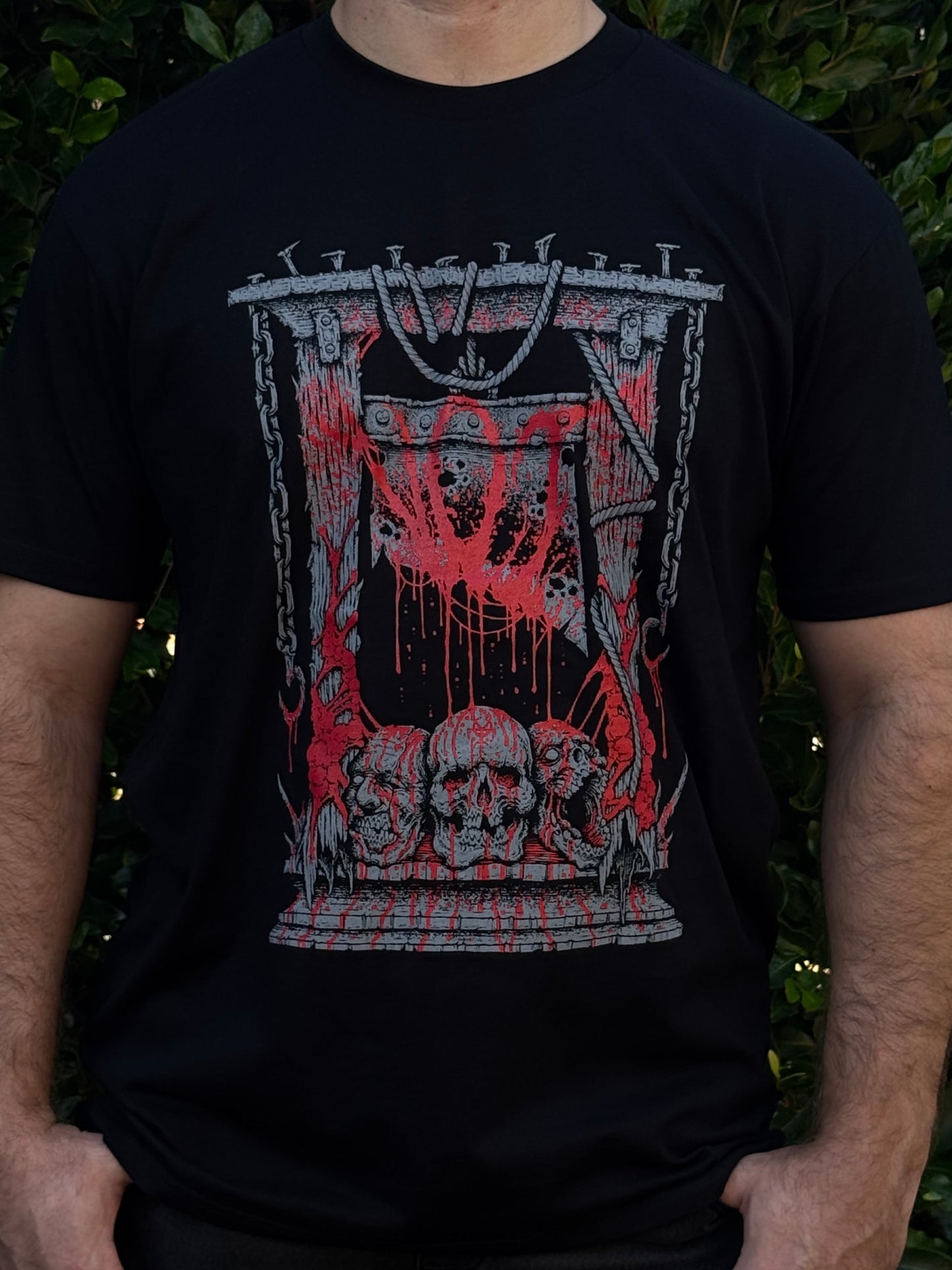 ‘GUILLOTINE’ T-SHIRT